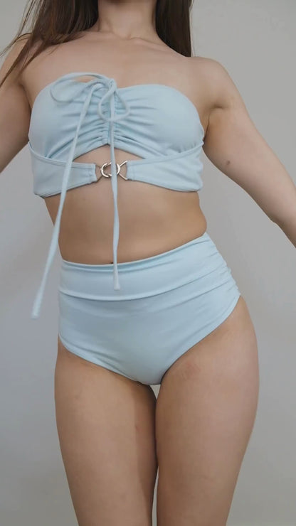 Unlimited Crop Top Ice Blue